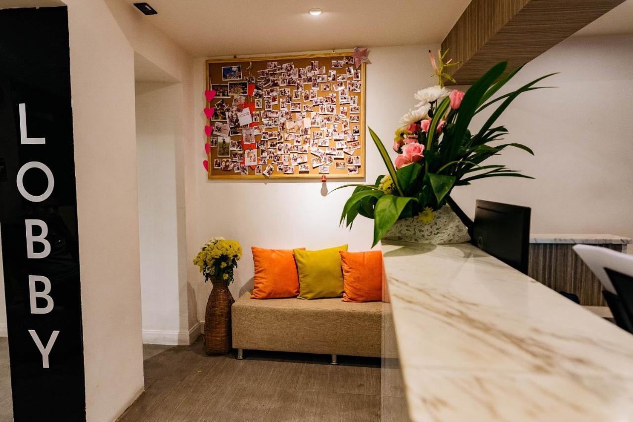 Lucky House Khaosan Hotel Bangkok Bagian luar foto