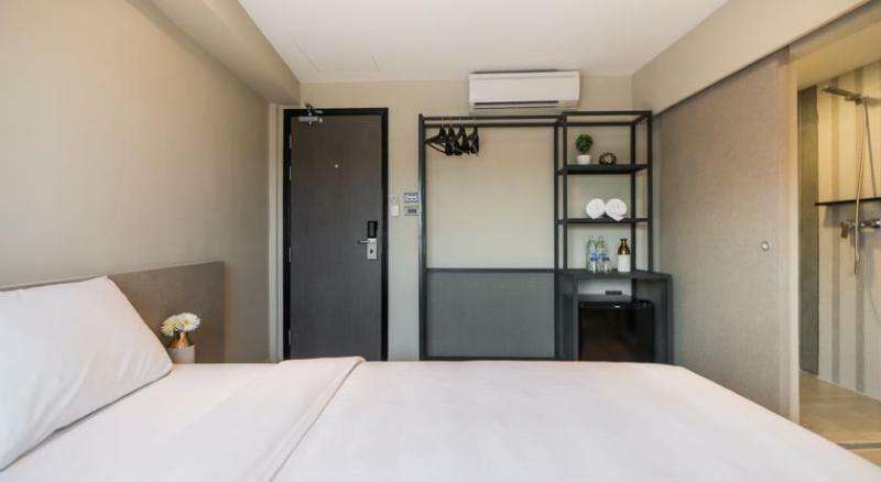 Lucky House Khaosan Hotel Bangkok Bagian luar foto